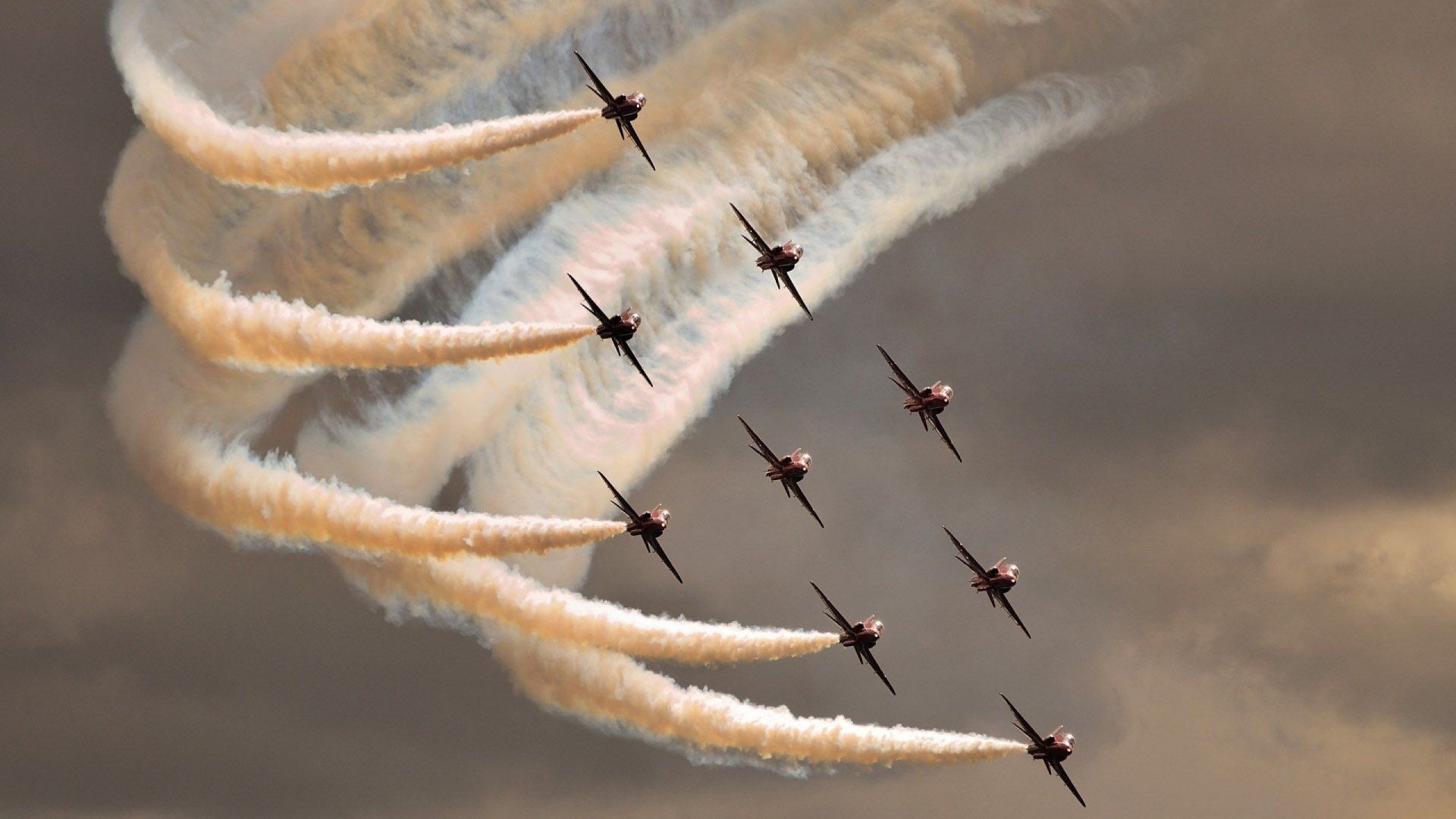 开云平台-博卡后卫出球被迫频繁回传,博卡的主场是哪个球场